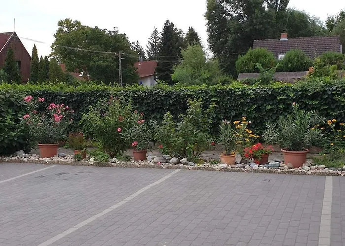 Ilona Balatonboglár